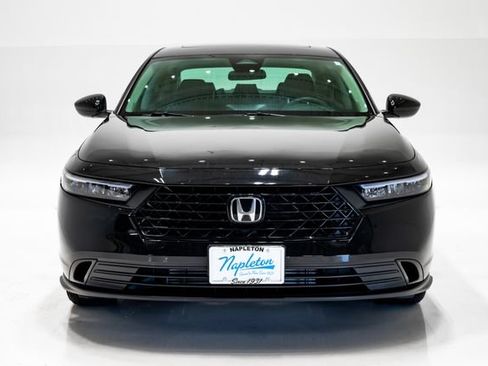 Used 2024 Honda Accord EX image 4