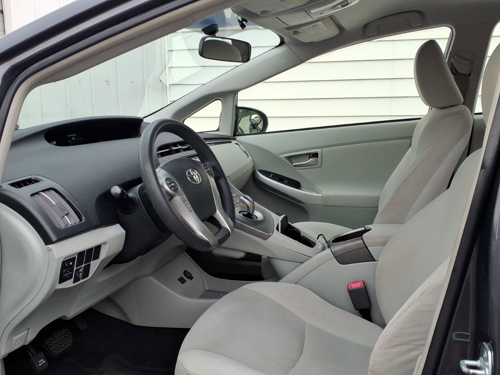 Used 2013 Toyota Prius Three FWD image 7