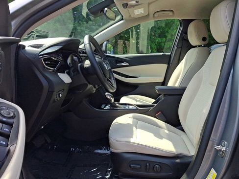 Used 2023 Buick Encore GX Preferred w/ Cold Weather Comfort Package FWD image 15