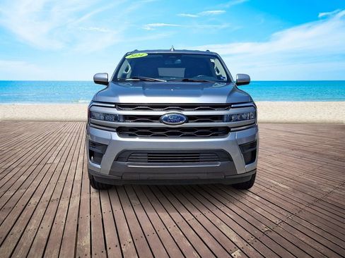 Used 2024 Ford Expedition Max XLT AWD/4WD image 2