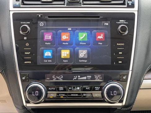 Used 2018 Subaru Outback 2.5i Limited AWD/4WD image 14