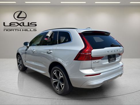 Used 2022 Volvo XC60 B5 Momentum AWD/4WD image 8