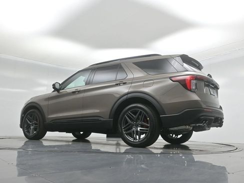 New 2026 Ford Explorer ST w/ Sun And Sound Package image 50