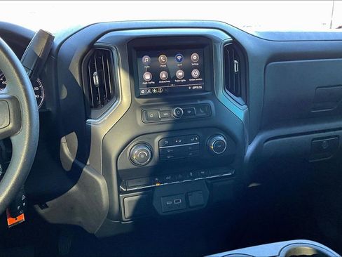 Used 2022 Chevrolet Silverado 1500 Custom image 8