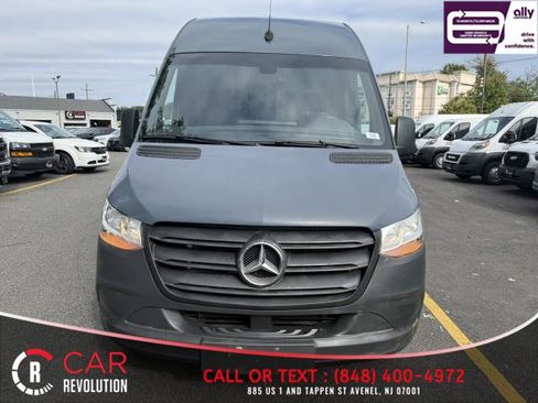 Used 2019 Mercedes-Benz Sprinter 170 image 2