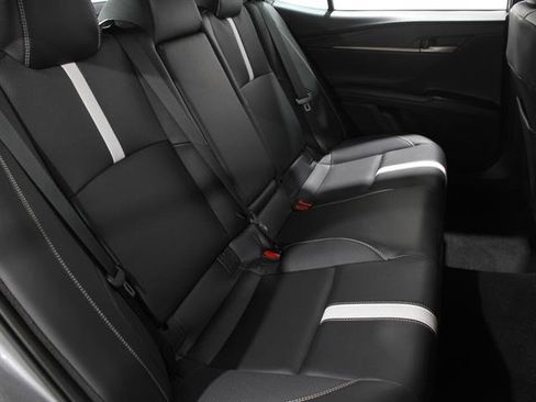 Used 2025 Toyota Camry SE image 18