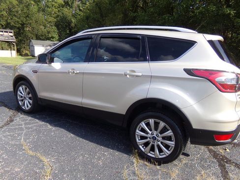 Used 2017 Ford Escape Titanium w/ Equipment Group 301A AWD/4WD image 8