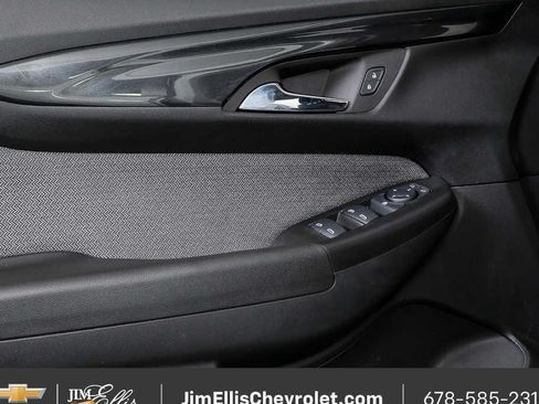 Certified 2025 Chevrolet TrailBlazer LT AWD/4WD image 6