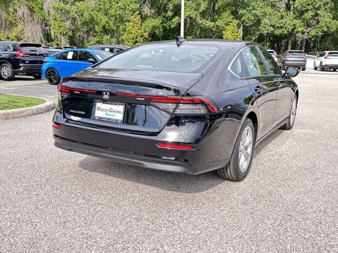 Used 2026 Honda Accord LX image 6