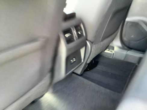 Used 2021 Nissan Rogue SV AWD/4WD image 33