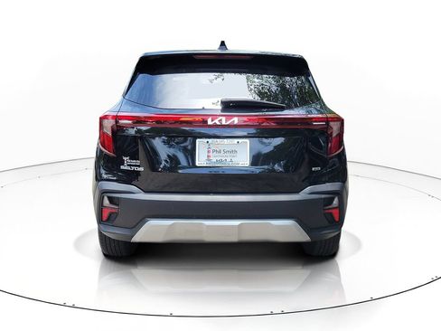 Certified 2024 Kia Seltos LX AWD/4WD image 5