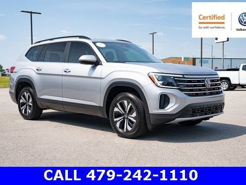 Certified 2024 Volkswagen Atlas SE image 8