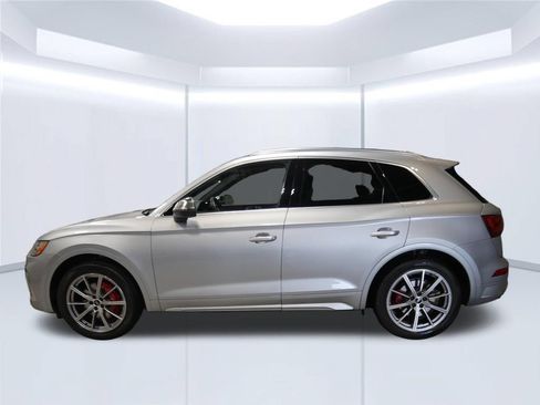 Certified 2023 Audi SQ5 Premium Plus w/ Premium Plus Package AWD/4WD image 2