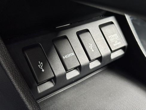 Used 2018 Honda HR-V EX image 28