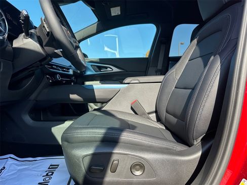 New 2026 Chevrolet Equinox EV LT image 13