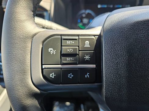 Used 2025 Ford F150 Lightning Lariat AWD/4WD image 19