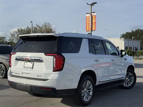 Used 2023 GMC Yukon SLT image 3