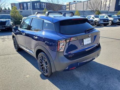 Certified 2025 Nissan Kicks SR image 6