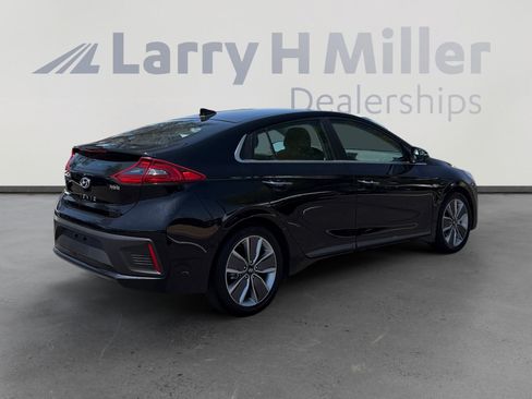 Used 2019 Hyundai Ioniq Limited FWD image 5