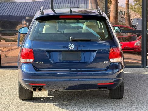 Used 2014 Volkswagen Jetta TDI FWD image 9