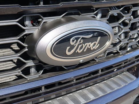 Used 2025 Ford F250 Lariat w/ Lariat Ultimate Package AWD/4WD image 29