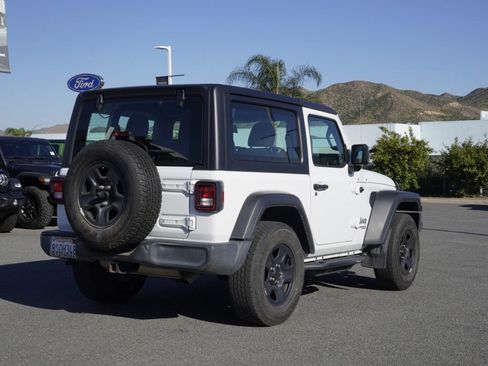 Used 2020 Jeep Wrangler Sport image 4
