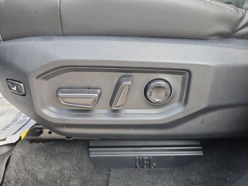 Used 2022 Toyota Tundra Capstone image 16