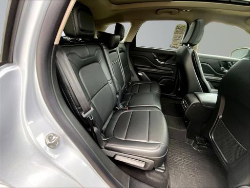 Used 2025 Lincoln Corsair Reserve w/ Jet Appearance Package AWD/4WD image 27