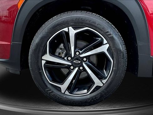 Used 2021 Chevrolet TrailBlazer RS w/ Sun and Liftgate Package AWD/4WD image 31
