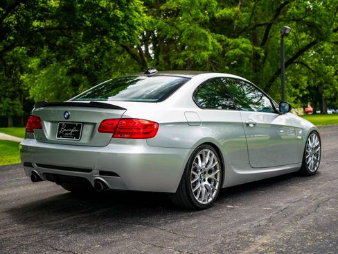 Used 2011 BMW 335is Coupe RWD image 5