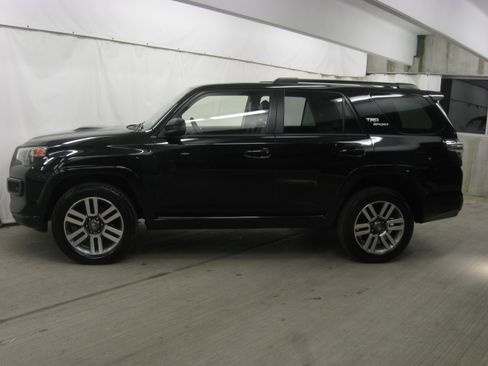 Certified 2022 Toyota 4Runner TRD Sport image 26