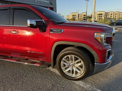 Used 2019 GMC Sierra 1500 SLT w/ SLT Premium Package image 3