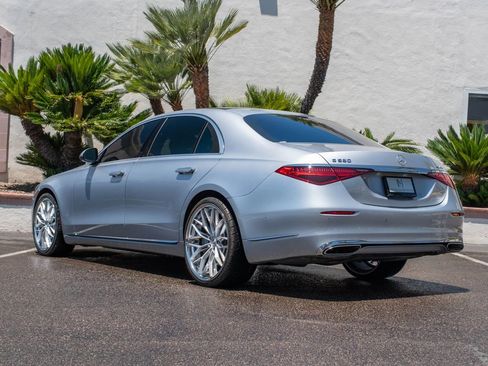 Used 2022 Mercedes-Benz S 580 4MATIC Sedan image 16