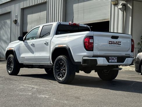 New 2026 GMC Canyon Elevation image 5
