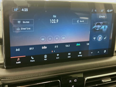 Used 2021 Lincoln Nautilus FWD w/ Equipment Group 101A image 21