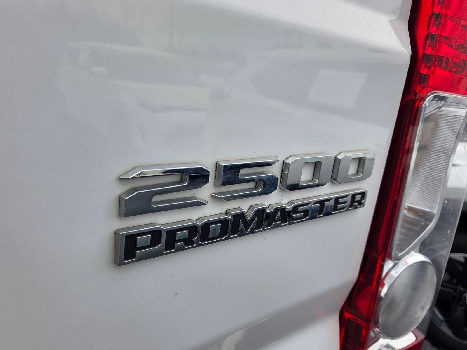 Used 2023 RAM ProMaster 2500 FWD image 8