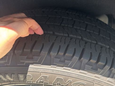 Used 2021 Ford Expedition XLT RWD image 11