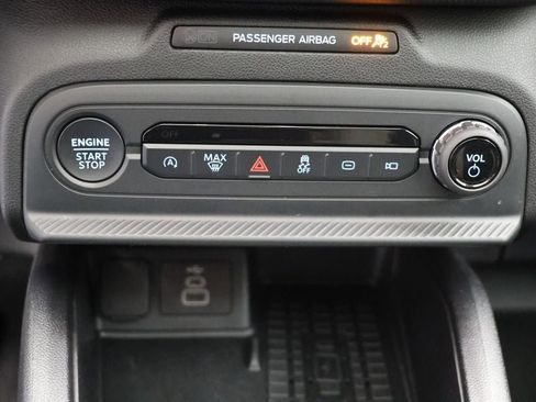 Used 2025 Ford Bronco Sport Big Bend w/ Convenience Package image 24