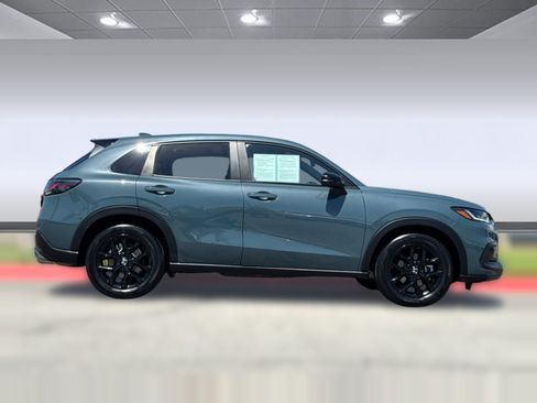 Used 2025 Honda HR-V Sport image 8