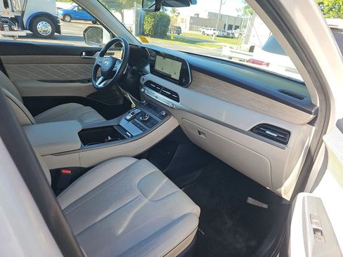 Used 2022 Hyundai Palisade Calligraphy image 12