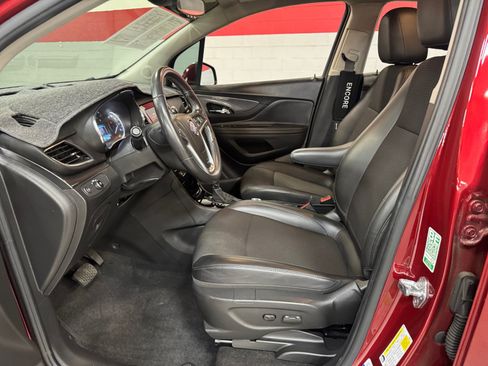 Used 2022 Buick Encore Preferred w/ Safety Package AWD/4WD image 14