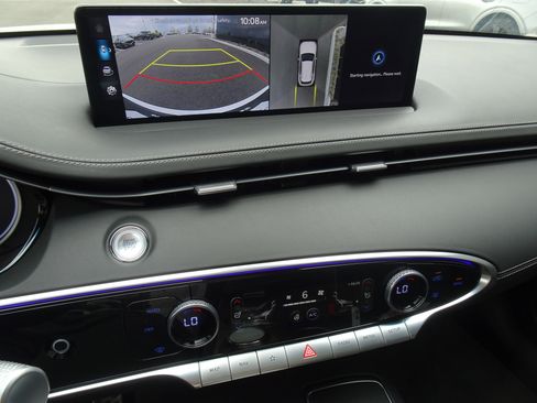 New 2025 Genesis GV70 3.5T Sport w/ Sport Advanced Package image 17