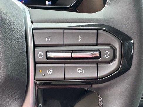 New 2026 Chevrolet Colorado ZR2 w/ Technology Package AWD/4WD image 19