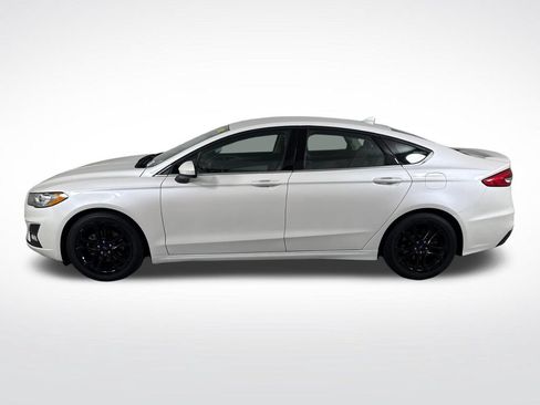 Used 2019 Ford Fusion SE w/ Equipment Group 151A FWD image 6