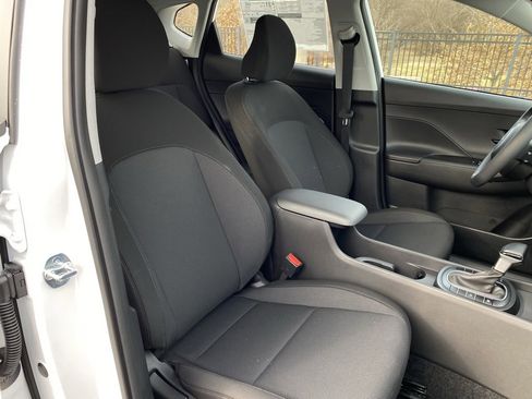 New 2026 Hyundai Kona SE image 29