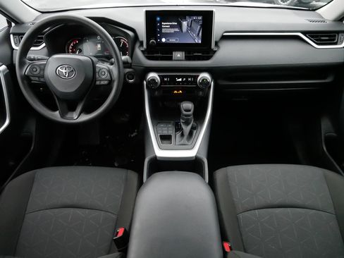Certified 2025 Toyota RAV4 XLE image 10