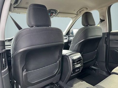 Used 2023 Jeep Grand Cherokee L Laredo w/ Luxury Tech Group I AWD/4WD image 23