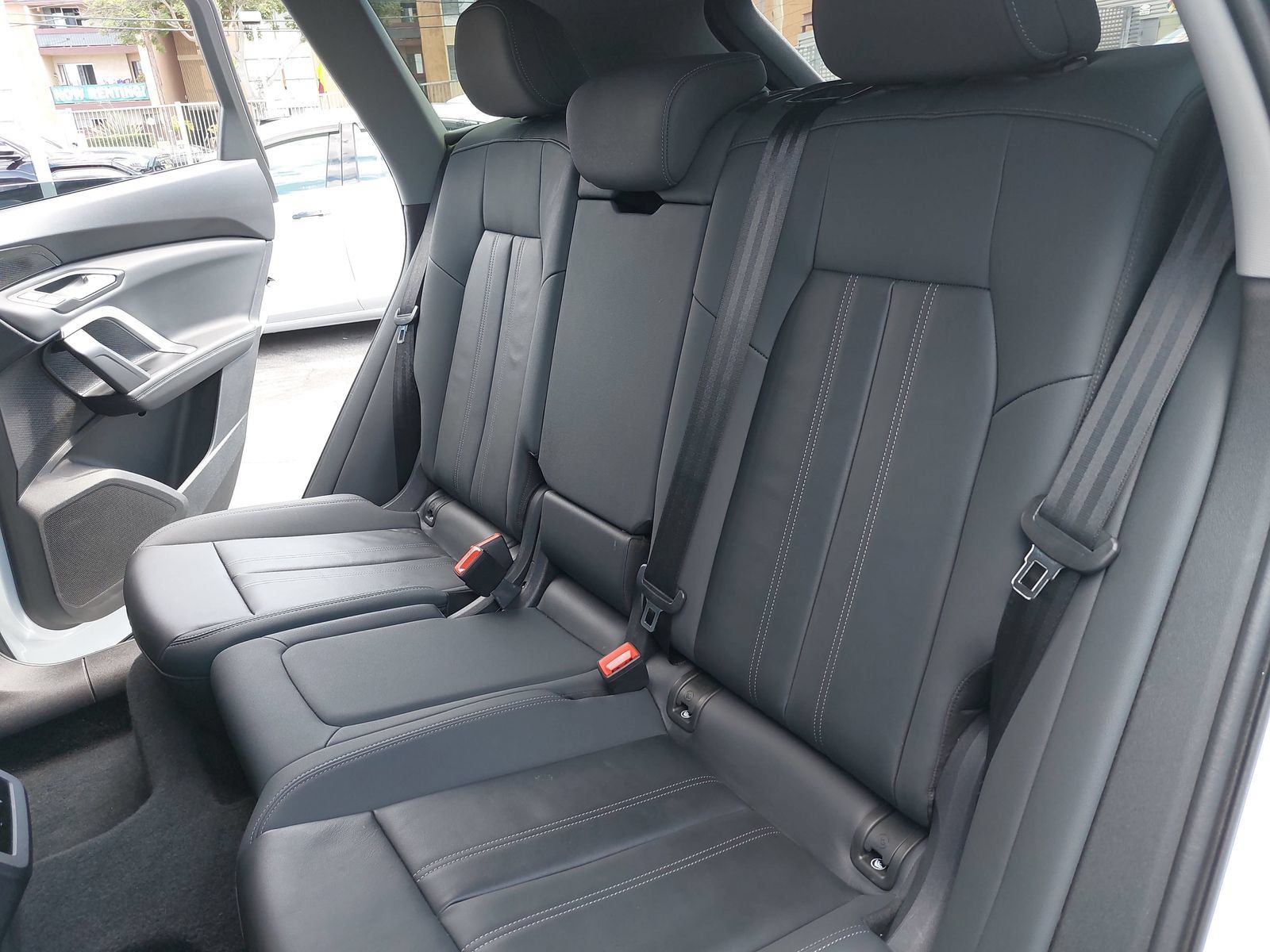 Used 2025 Audi Q5 Premium w/ Convenience Package AWD/4WD image 14