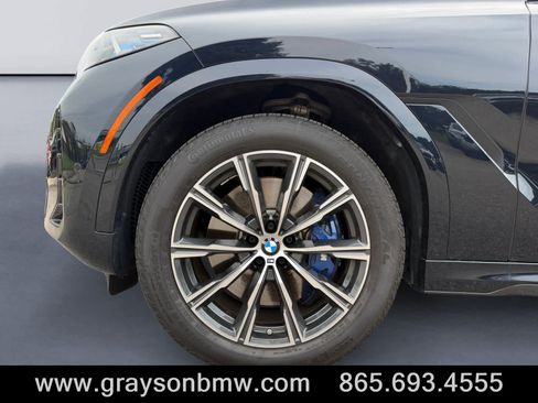 Used 2027 BMW X6 M60i AWD/4WD image 9