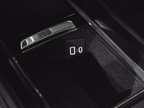 New 2026 Lincoln Corsair Reserve image 31